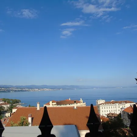 Apartment Enni Opatija